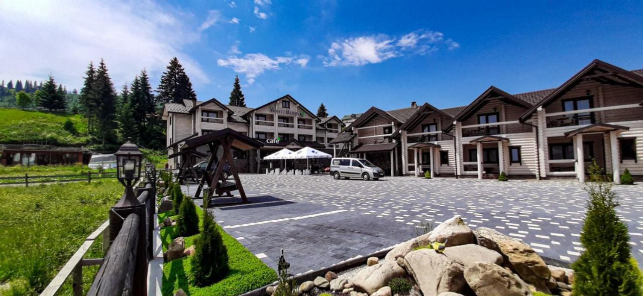 Whiteberry Hotel Буковель Екстер'єр фото