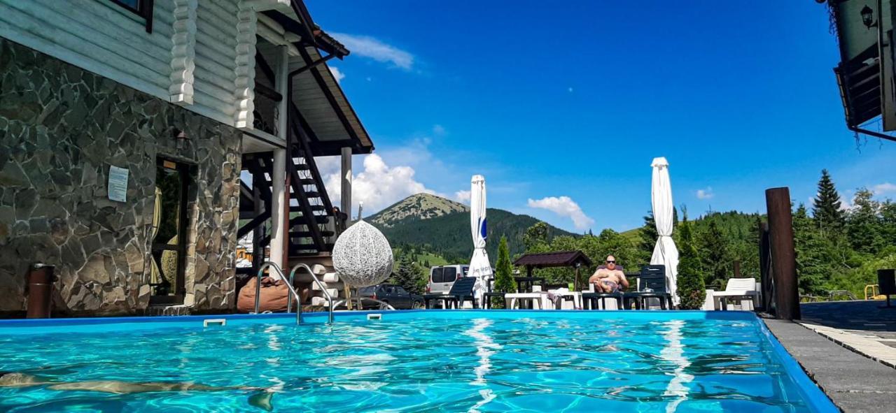 Whiteberry Hotel Буковель Екстер'єр фото