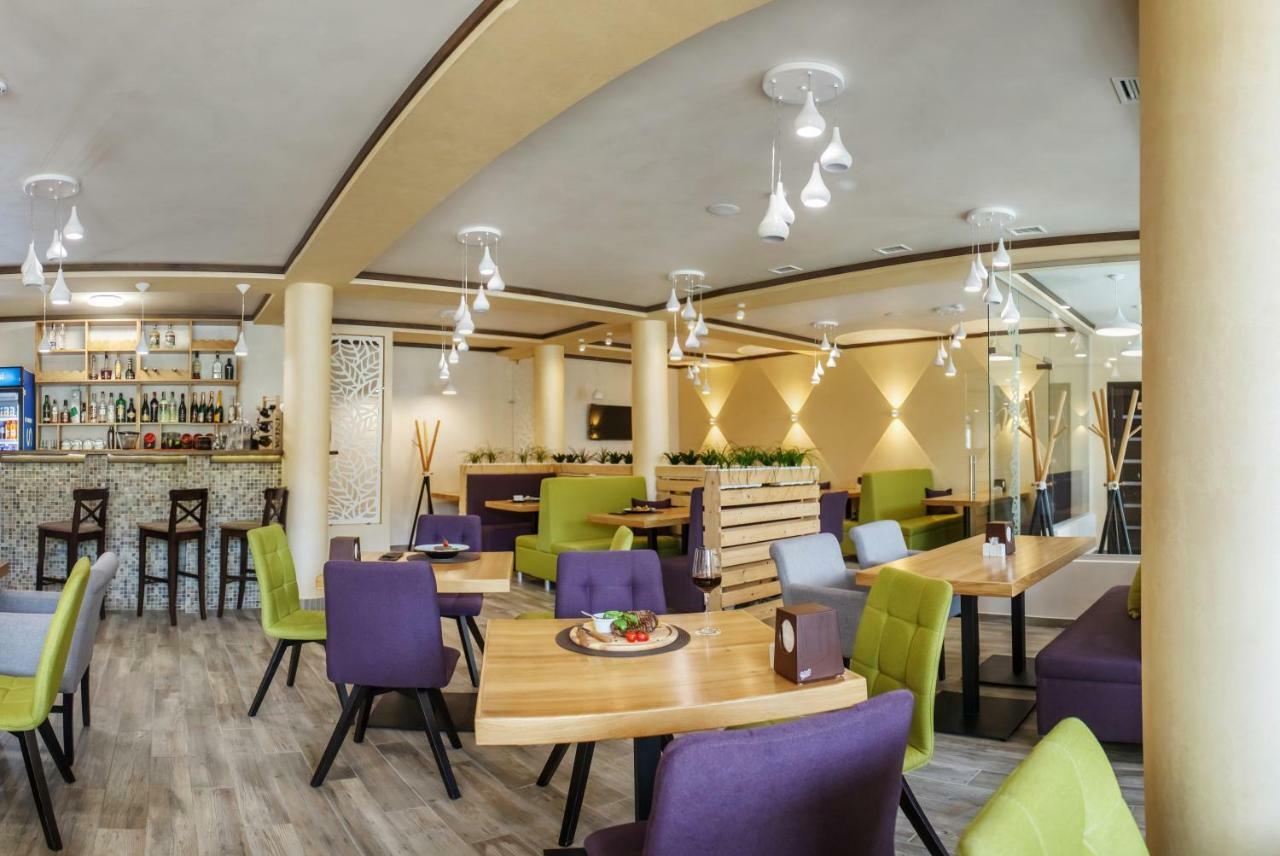Whiteberry Hotel Буковель Екстер'єр фото
